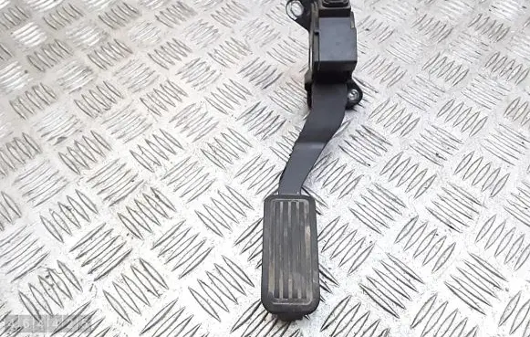 Toyota Yaris Accelerator throttle pedal 781100D010