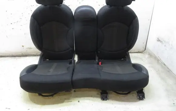 Mini Cooper Countryman R60 Rear seat GMAUTO4574097