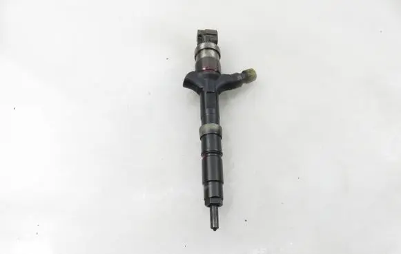 Toyota Corolla E120 E130 Fuel injector 2367027020