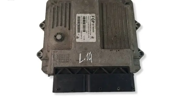Fiat Punto (188) Engine control unit/module 55186608 7160000402