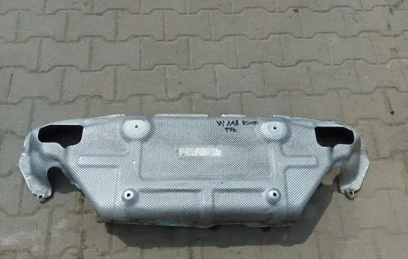 Mercedes-Benz CLA C118 X118 Exhaust heat shield a1186807200