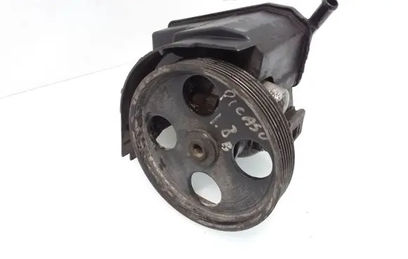Citroen Xsara Picasso Power steering pump 26074910 26079813