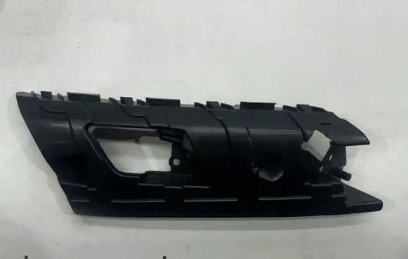 Audi Q5 SQ5 Front bumper mounting bracket 80A807096