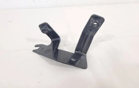 Renault Captur A/C compressor mount bracket 925409544R 1117
