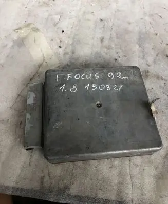 Ford Focus Engine control unit/module 98ab12a650