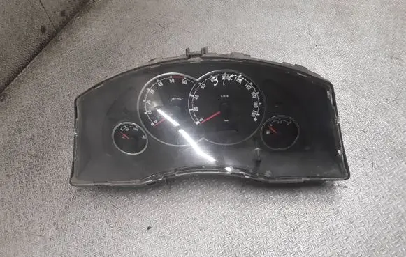 Opel Meriva A Speedometer (instrument cluster) 87001437 110080162038 151204E