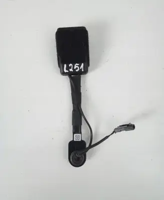 Opel Crossland X Front seatbelt buckle