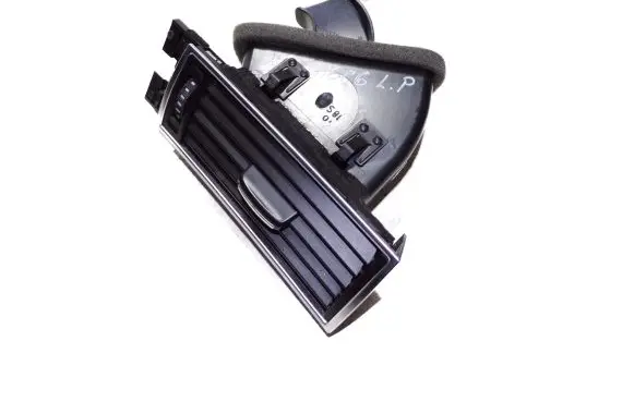 Audi A6 S6 C6 4F Dashboard side air vent grill/cover trim 4F1820902D