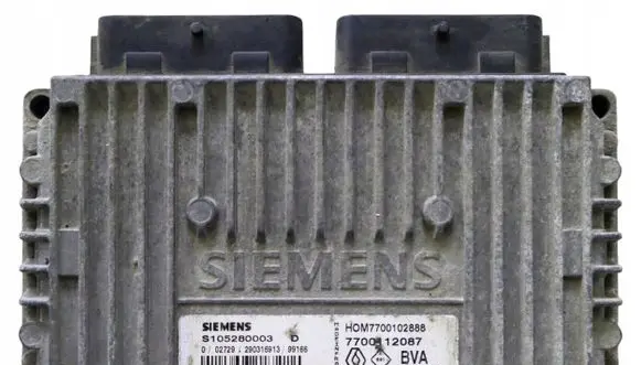 Renault Laguna I Engine control unit/module 7700102888