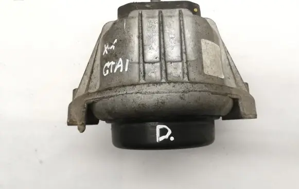 BMW X1 E84 Engine mount bracket