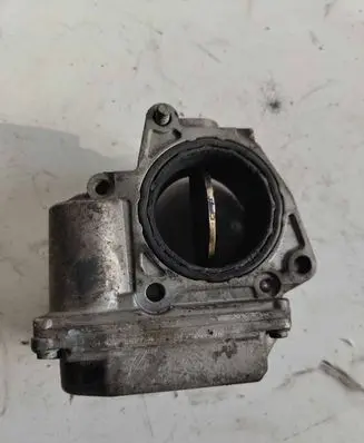 Skoda Superb B5 (3U) Throttle valve A2053099815