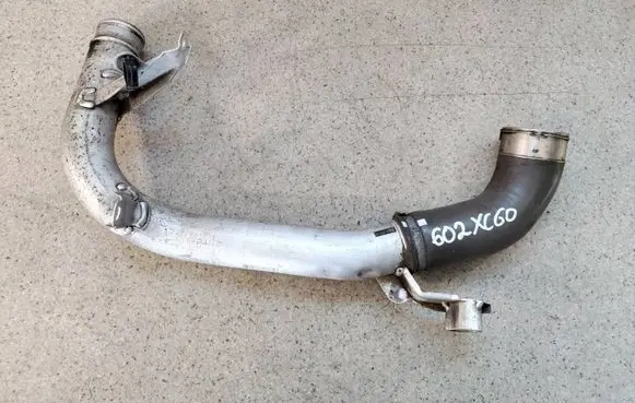 Volvo XC60 Intercooler hose/pipe 3222226825A 32222268