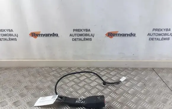 Toyota Prius (XW50) Front seatbelt buckle 18640