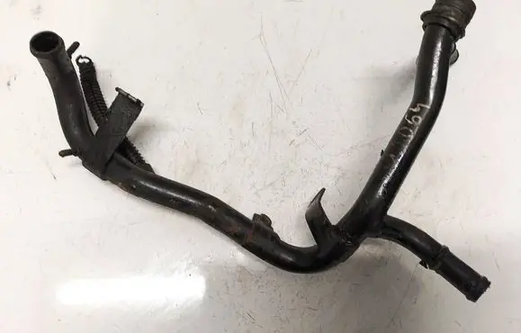 Skoda Fabia Mk2 (5J) Engine coolant pipe/hose 045121065R