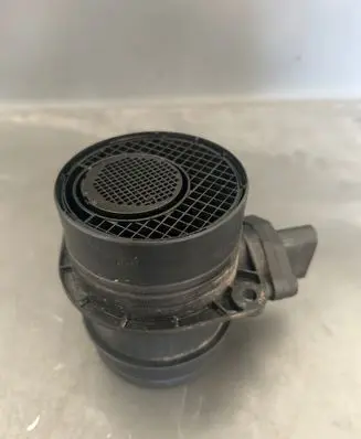 Skoda Octavia Mk2 (1Z) Mass air flow meter 0281002461 074906461B