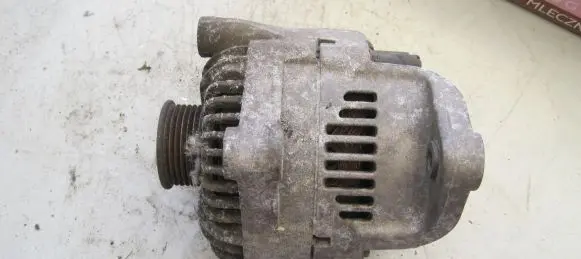 BMW X5 E70 Generator/alternator 7796125