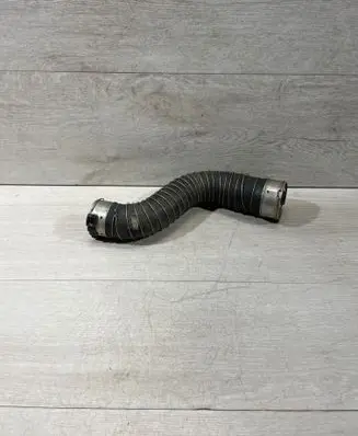 BMW 4 F32 F33 Intercooler hose/pipe 8573762