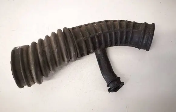 Ford Mondeo Mk III Air intake hose/pipe 1S719C623BE