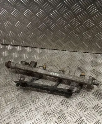 Hyundai Trajet Fuel main line pipe