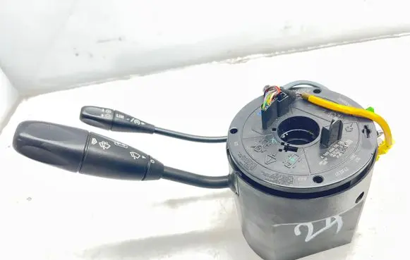 Mercedes-Benz CLK A209 C209 Wiper turn signal indicator stalk/switch A2035405645