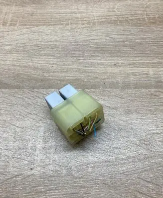 Toyota Corolla Verso AR10 Other relay 9008087019