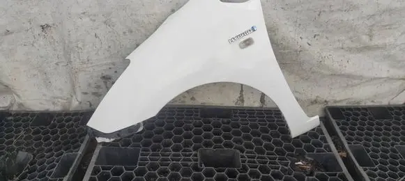 Toyota Prius (XW20) Fender 