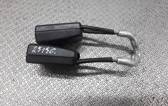 Skoda Fabia Mk2 (5J) Middle seatbelt buckle (rear) 