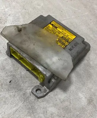 Toyota RAV 4 (XA10) Airbag control unit/module 8917042090 79J03KGS