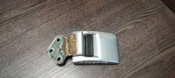 Volkswagen Transporter - Caravelle T5 Loading door lower hinge 7H0827154