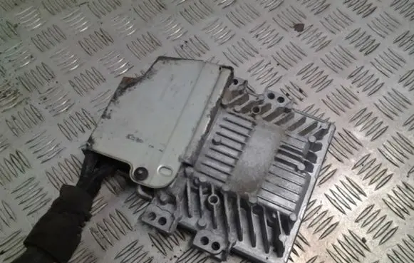 Ford Mondeo MK IV Engine control unit/module 6G9112A532BB