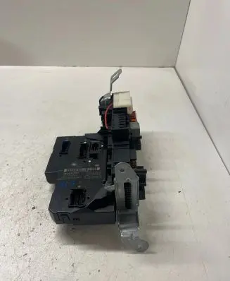 Mercedes-Benz E W212 Fuse module 2129004201 5DK00962037 2125453032