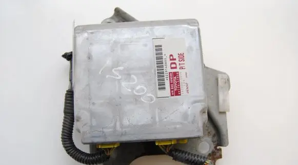 Lexus IS 200-300 Airbag control unit/module