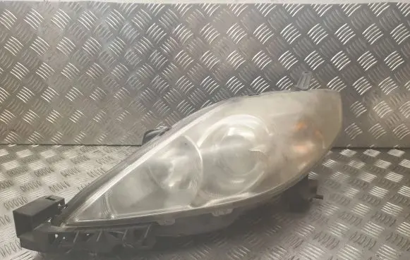 Mazda 5 Headlight/headlamp