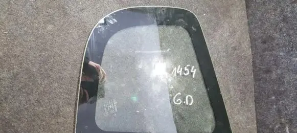 Rear side window