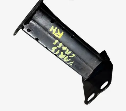 Toyota Yaris Cross Radiator support slam panel