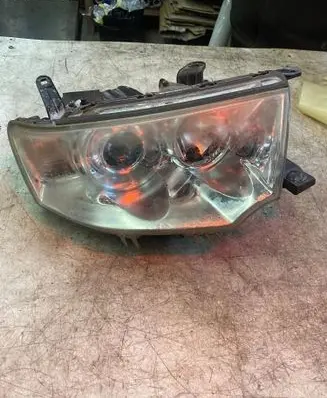 Mitsubishi L200 Headlight/headlamp 1297607000