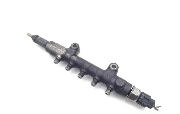 Ford Transit Fuel main line pipe 6C1Q-9D280-AB 55PP05-01