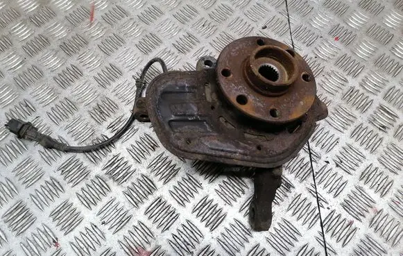 Opel Meriva A Front wheel hub