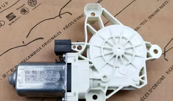 Audi A6 S6 C8 4K Front door window regulator motor 4K0959802
