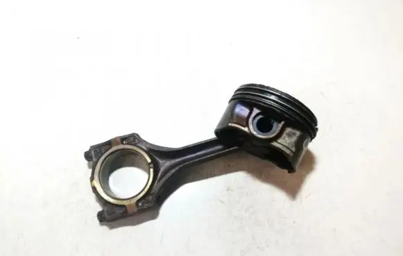 BMW X5 E53 Piston with connecting rod