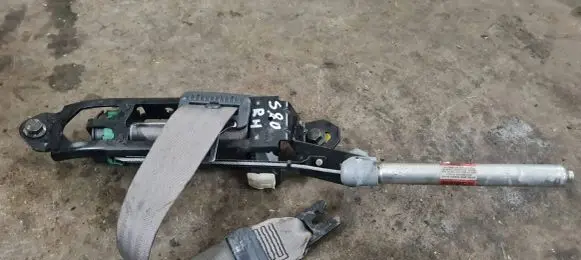 Volvo S80 Front seatbelt 39966469