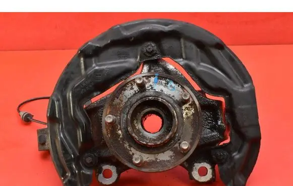 Ford Mondeo MK I Front wheel hub spindle knuckle 