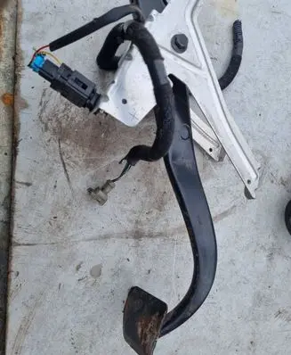 Volvo S80 Brake pedal 