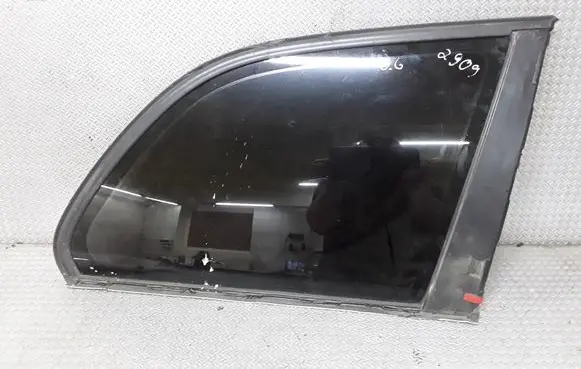 BMW 3 E46 Rear side window