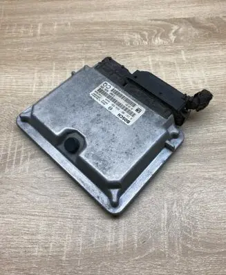 Opel Astra G Engine control unit/module ECU 09133267 0281001869