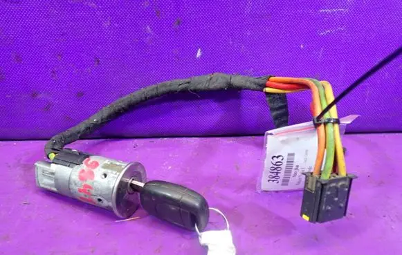 Renault Thalia I Ignition lock 
