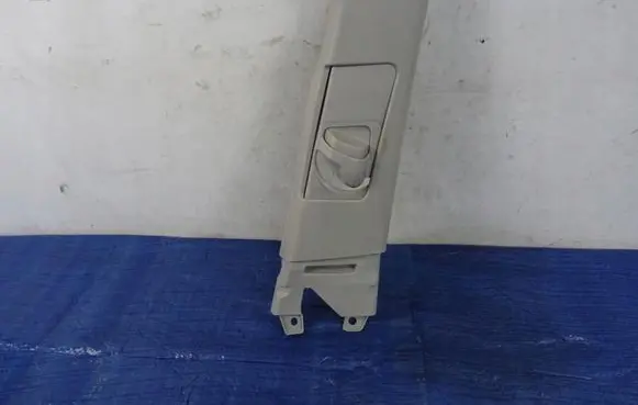 Toyota RAV 4 (XA40) (B) pillar trim (top) 6241042070