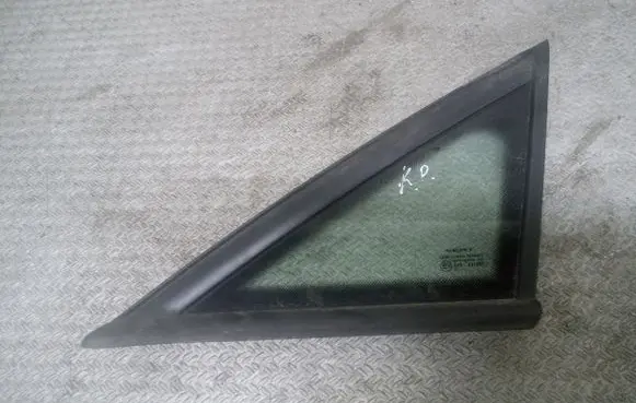 Seat Altea Front triangle window/glass 