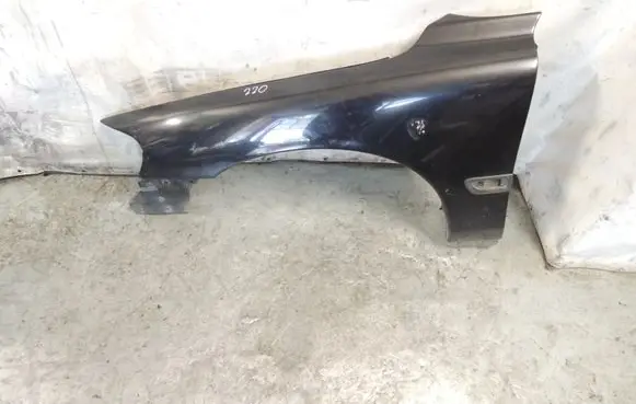 Volvo S60 Fender D220