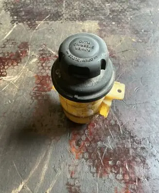 Hyundai Sonata Power steering fluid tank/reservoir
